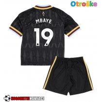 Otroške Nogometnih dresov Aston Villa Ibrahim Mbaye #19 Gostujoči 2026-27 Kratki rokavi (+ hlače)